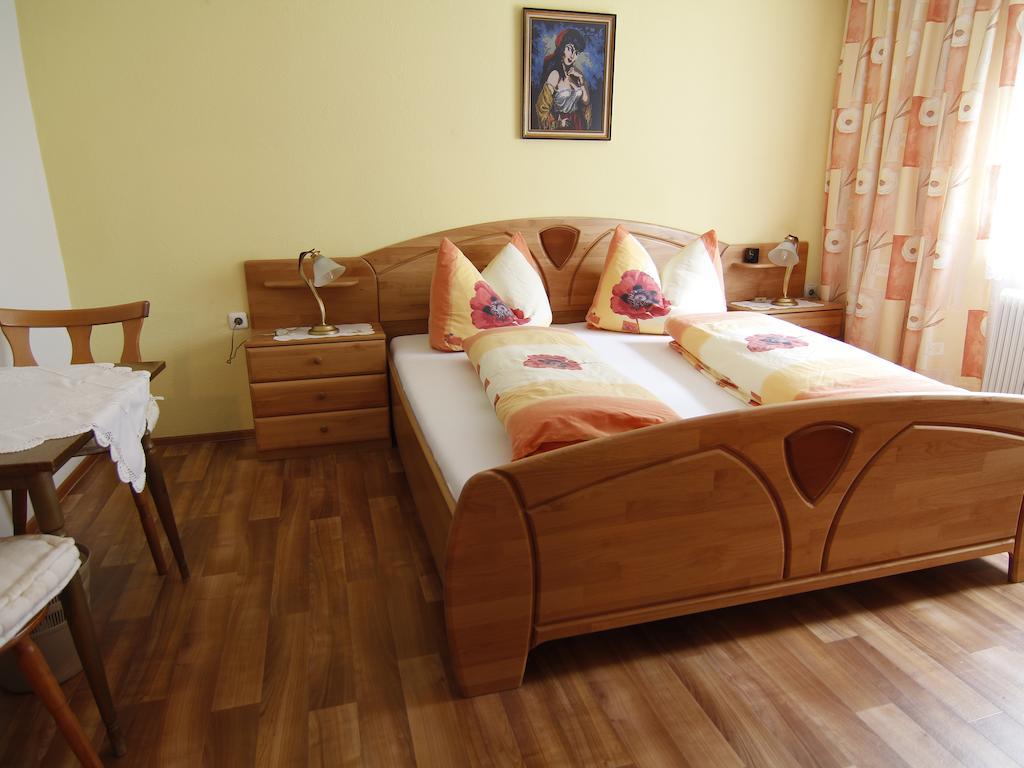 Gaestehaus Gisela Bruck am Ziller Ngoại thất bức ảnh