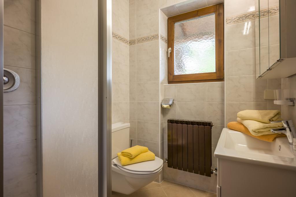 Gaestehaus Gisela Bruck am Ziller Ngoại thất bức ảnh