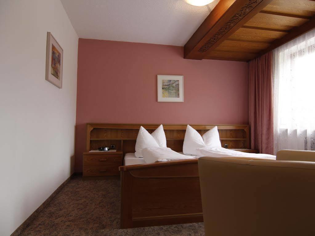 Gaestehaus Gisela Bruck am Ziller Ngoại thất bức ảnh